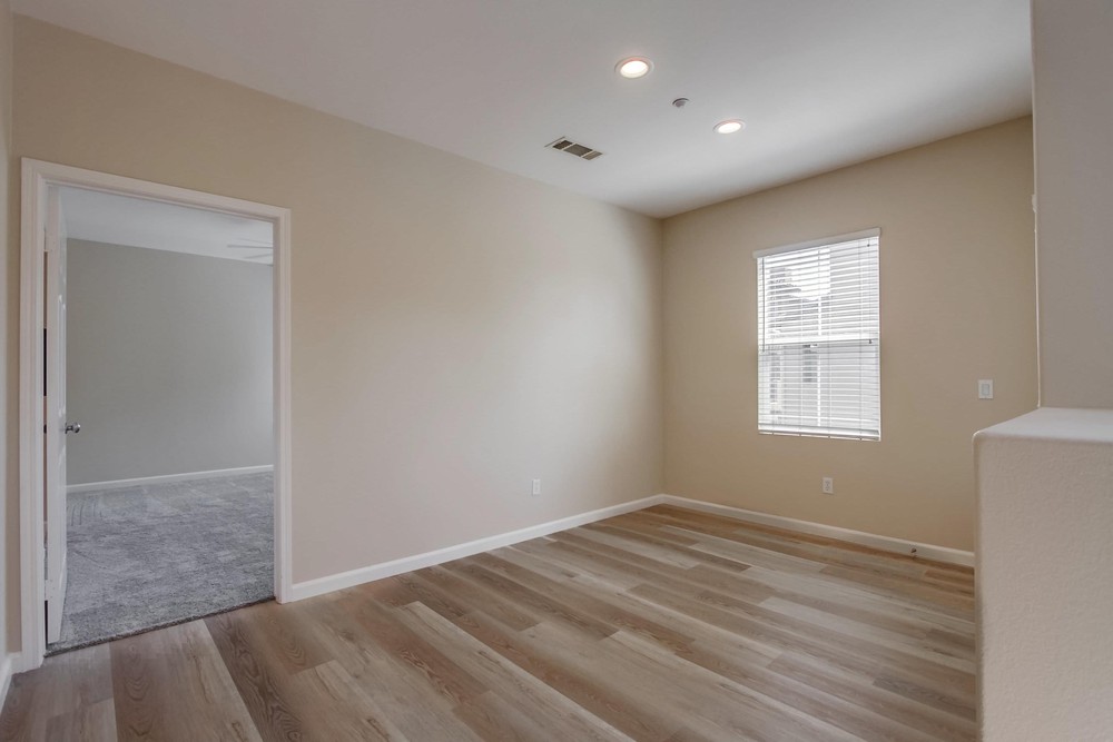 Virtual tour photo 9 of 44 for 7720 Via Rossi