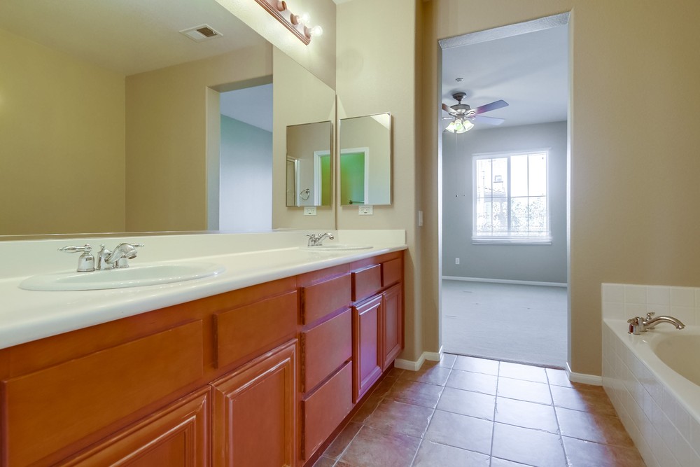 Virtual tour photo 31 of 39 for 7725 Via Montebello UNIT 2