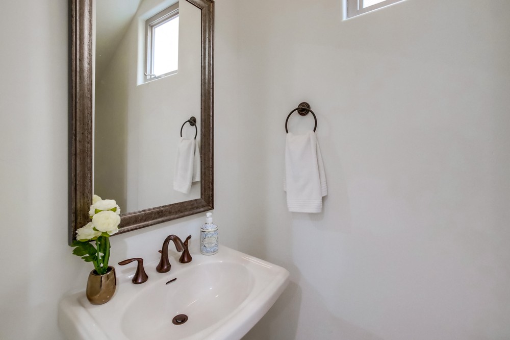 Virtual tour photo 22 of 64 for 773 Sapphire St