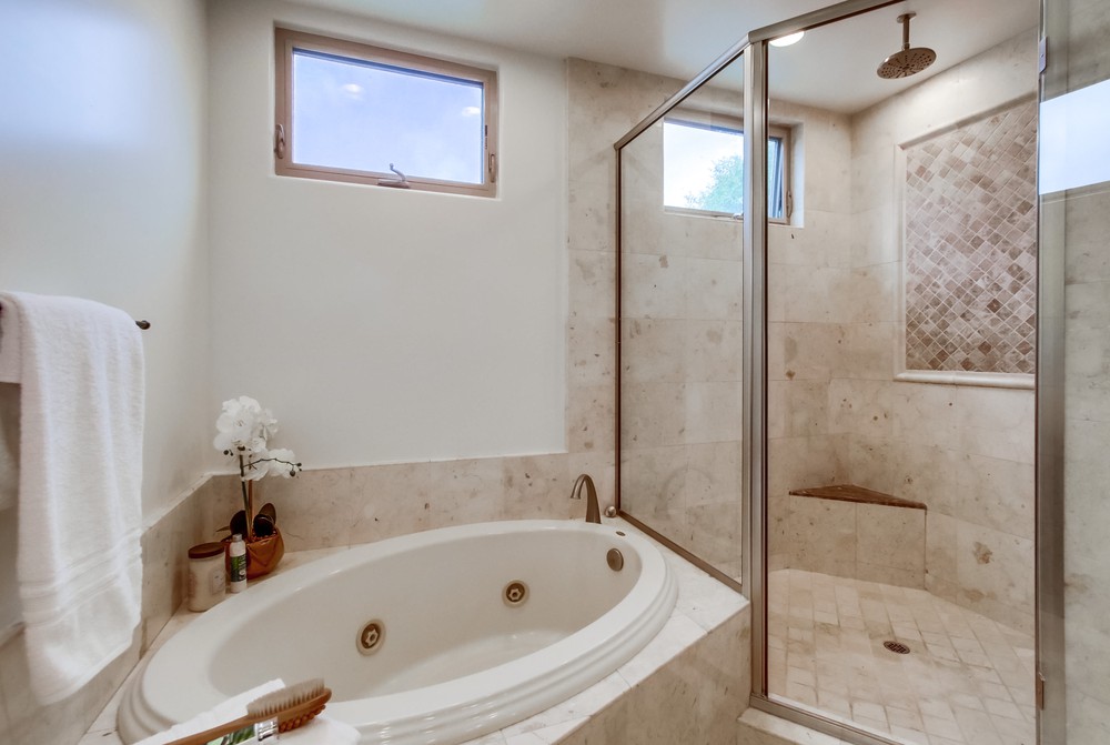 Virtual tour photo 30 of 64 for 773 Sapphire St