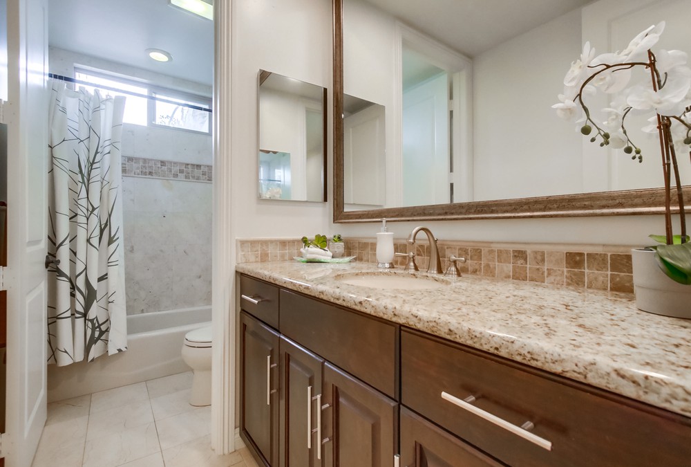 Virtual tour photo 36 of 64 for 773 Sapphire St