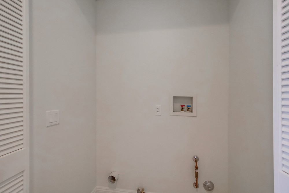 Virtual tour photo 44 of 64 for 773 Sapphire St