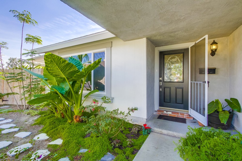 Virtual tour photo 5 of 42 for 7735 Parkdale Ct
