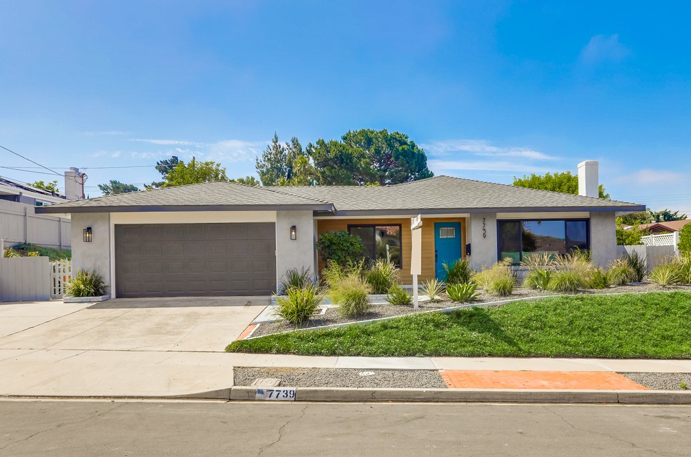 Virtual tour photo 1 of 32 for 7739 Lake Tahoe Ave