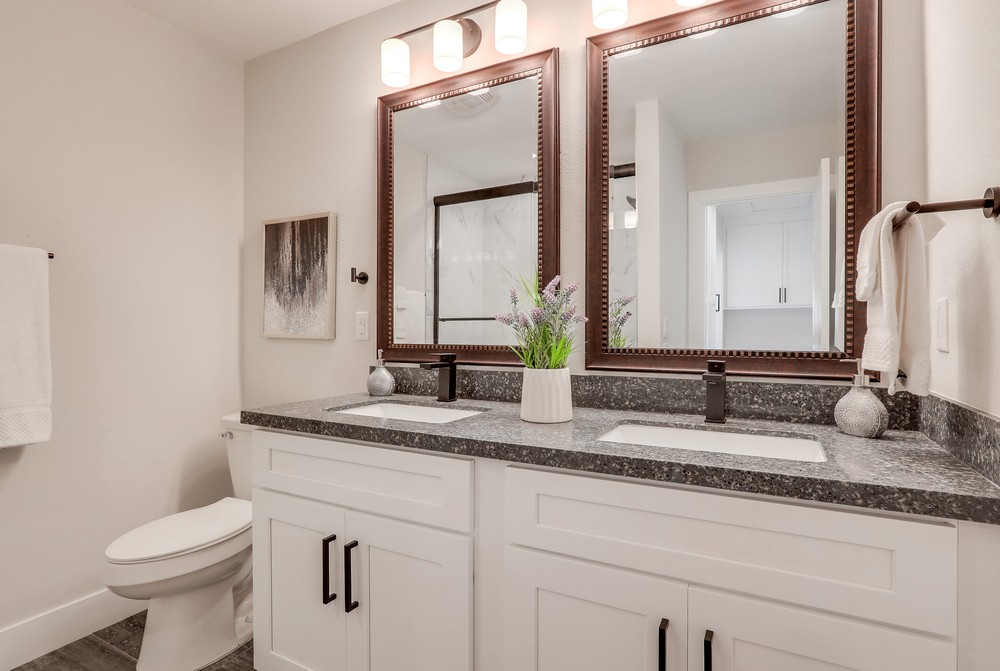 Virtual tour photo 22 of 32 for 7739 Lake Tahoe Ave