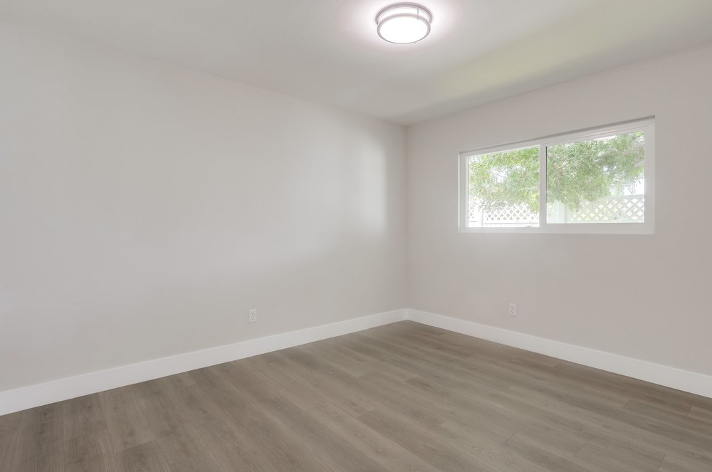 Virtual tour photo 26 of 32 for 7739 Lake Tahoe Ave