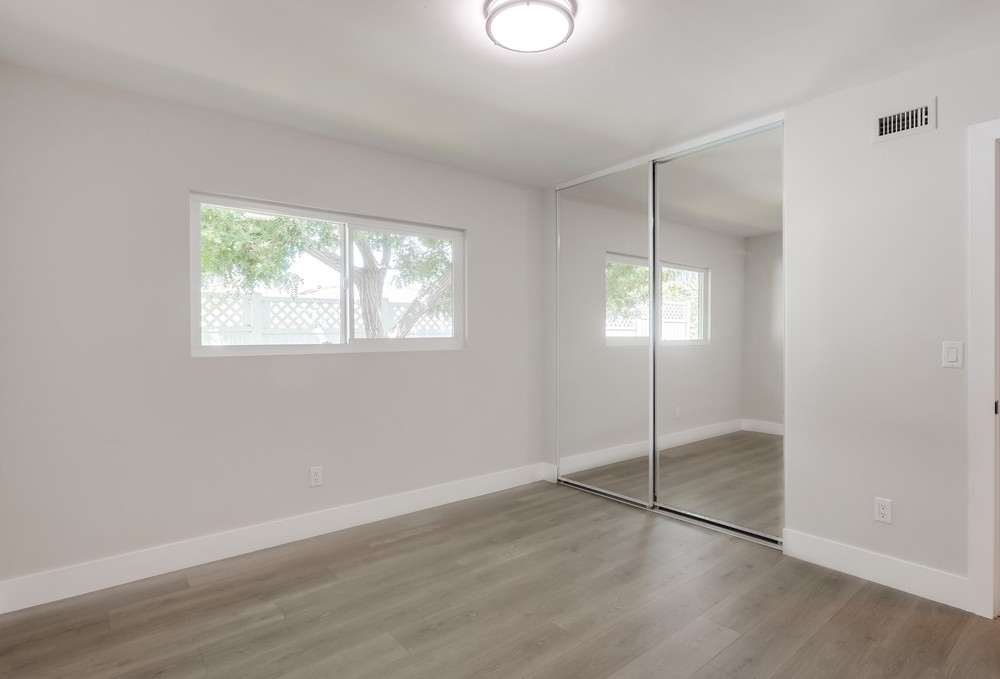 Virtual tour photo 27 of 32 for 7739 Lake Tahoe Ave