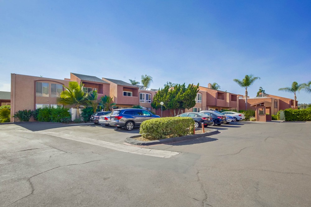 Virtual tour photo 3 of 39 for 7740 Margerum Ave UNIT 210