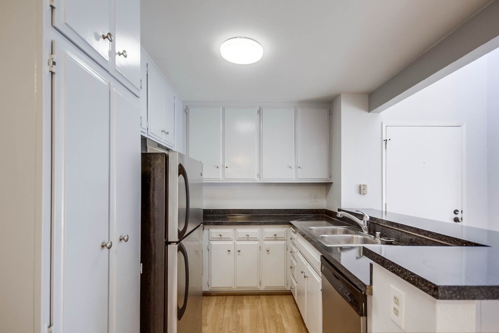 Virtual tour photo 16 of 39 for 7740 Margerum Ave UNIT 210