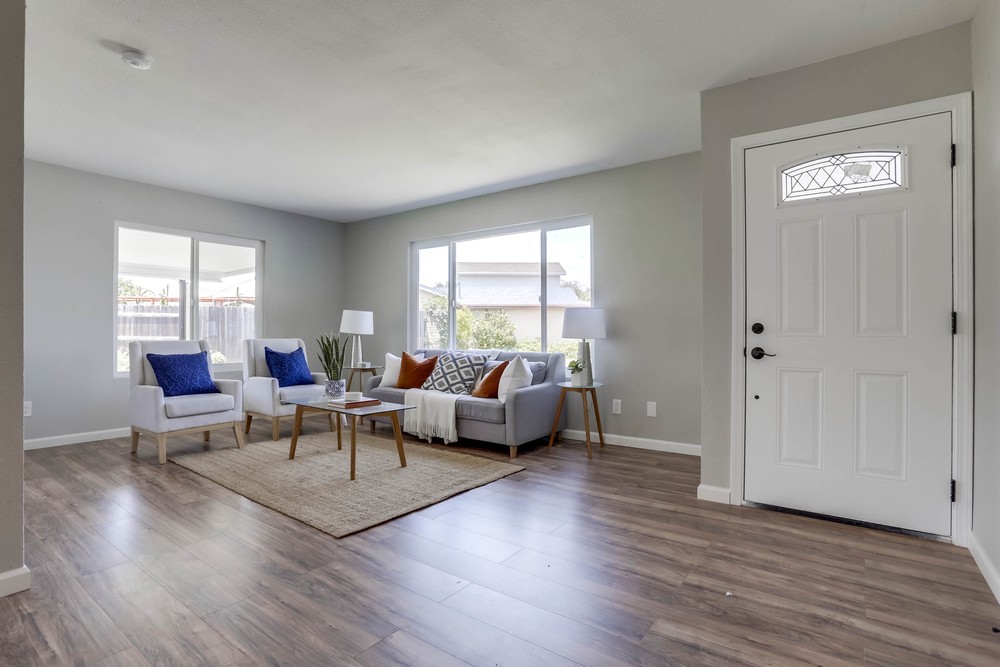 Virtual tour photo 5 of 34 for 7745 Parkdale Cove