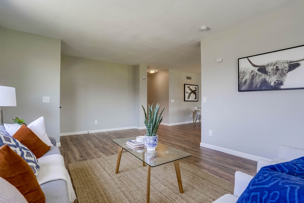 Virtual tour photo 7 of 34 for 7745 Parkdale Cove