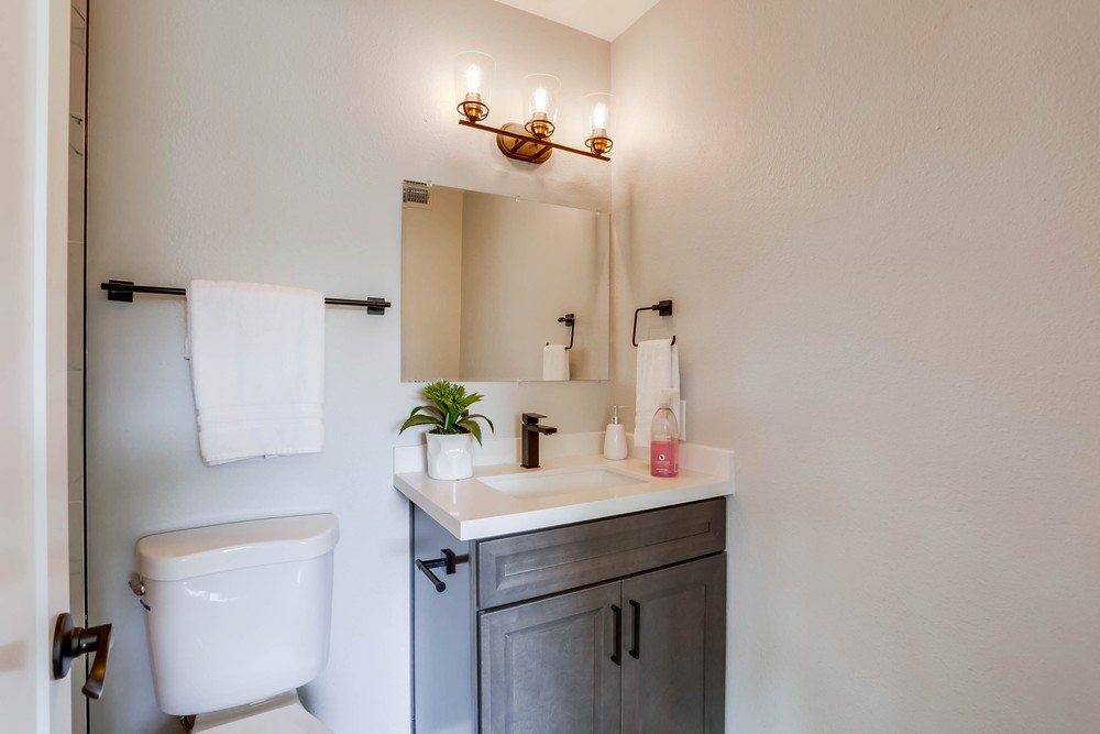 Virtual tour photo 23 of 34 for 7745 Parkdale Cove
