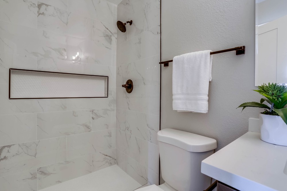 Virtual tour photo 24 of 34 for 7745 Parkdale Cove