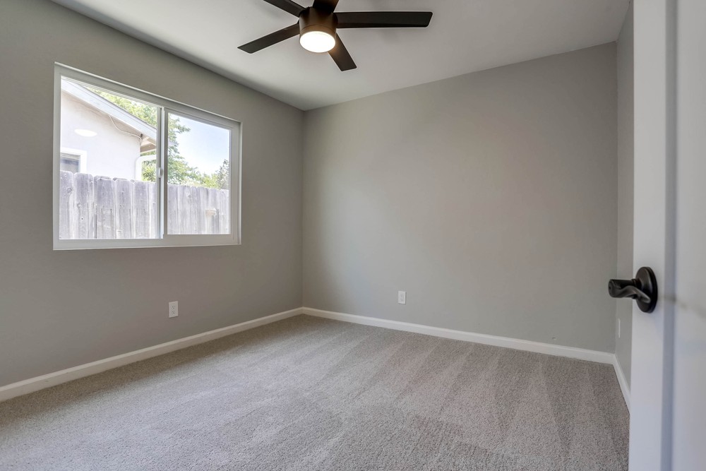 Virtual tour photo 25 of 34 for 7745 Parkdale Cove
