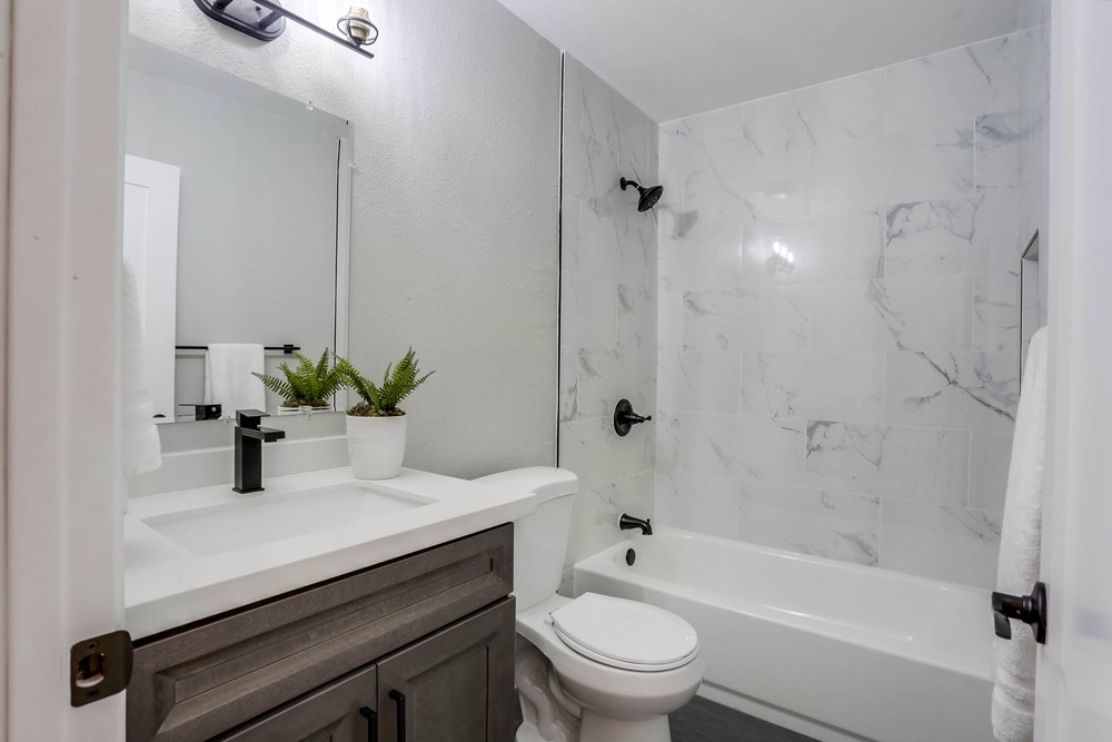 Virtual tour photo 29 of 34 for 7745 Parkdale Cove