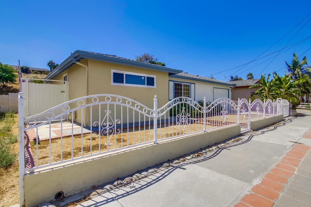 Virtual tour photo 3 of 44 for 7751 Blackpool Rd
