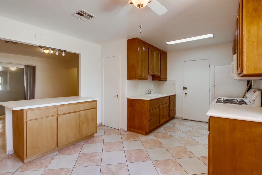 Virtual tour photo 14 of 44 for 7751 Blackpool Rd