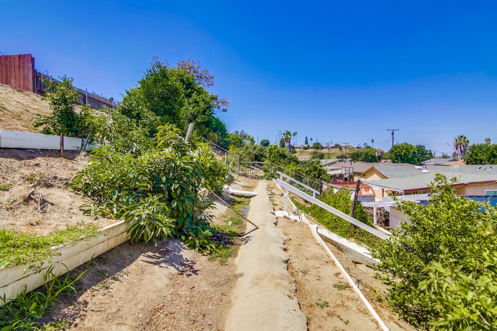 Virtual tour photo 42 of 44 for 7751 Blackpool Rd