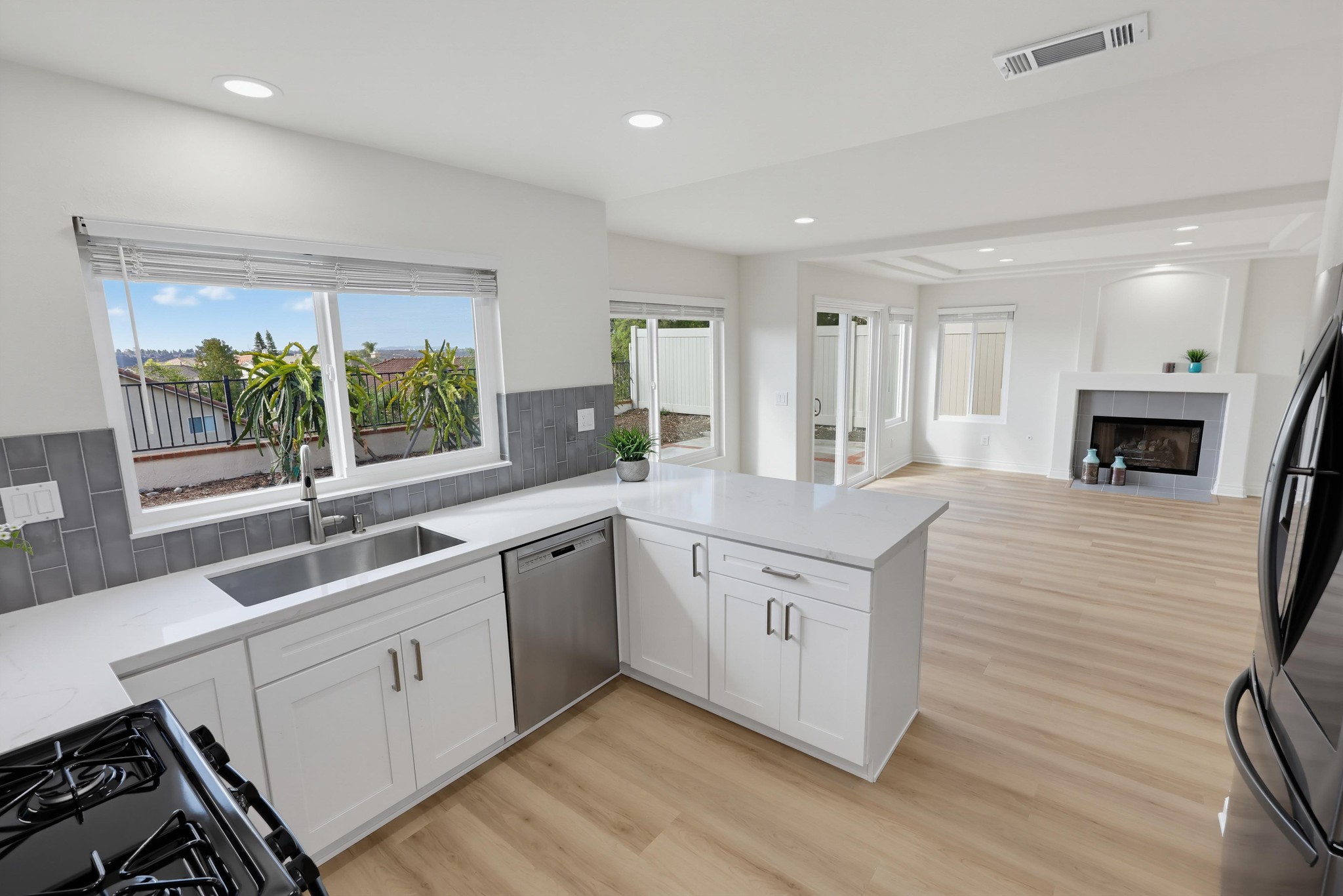 Virtual tour photo 34 of 83 for 7753 Roan Rd