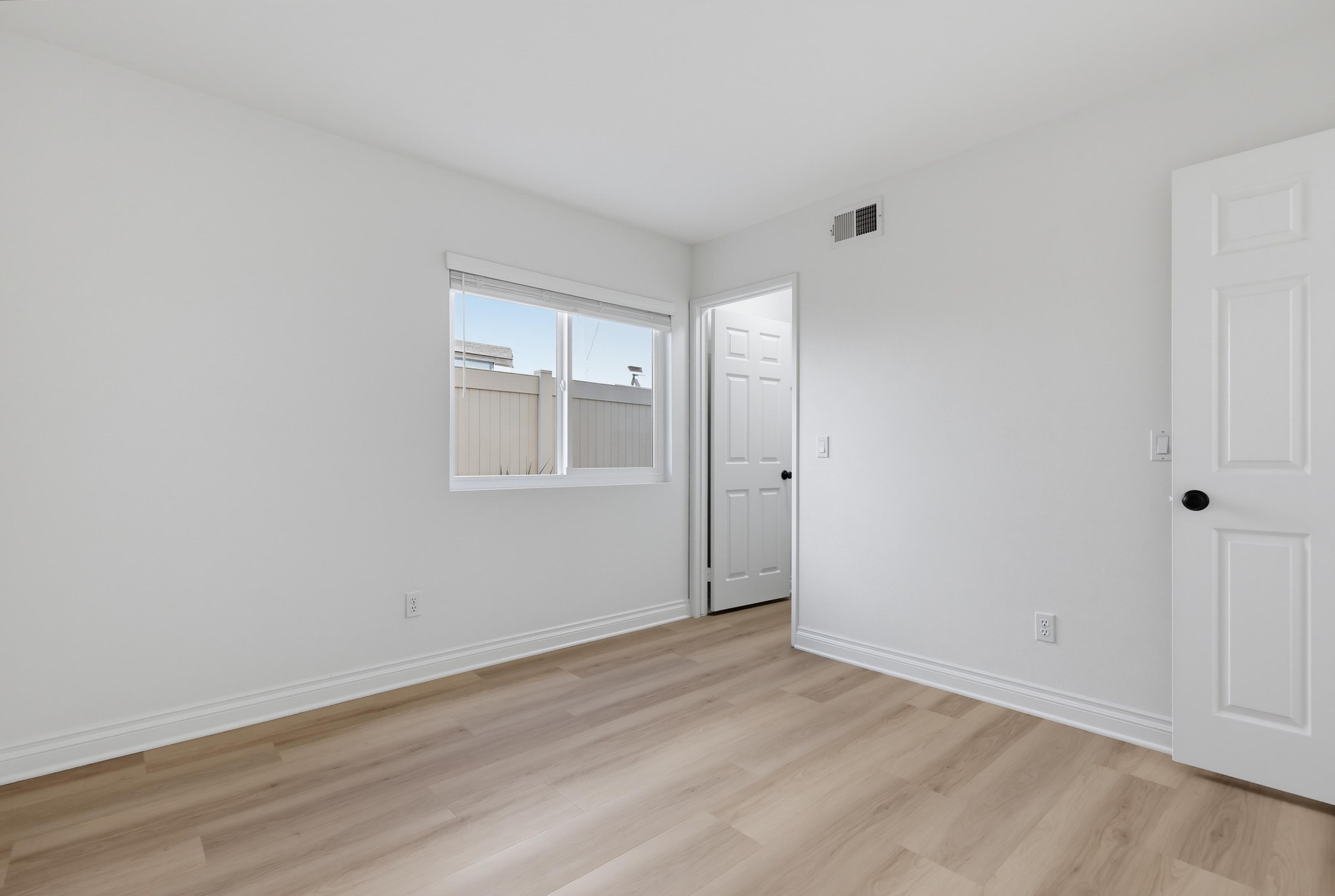 Virtual tour photo 39 of 83 for 7753 Roan Rd