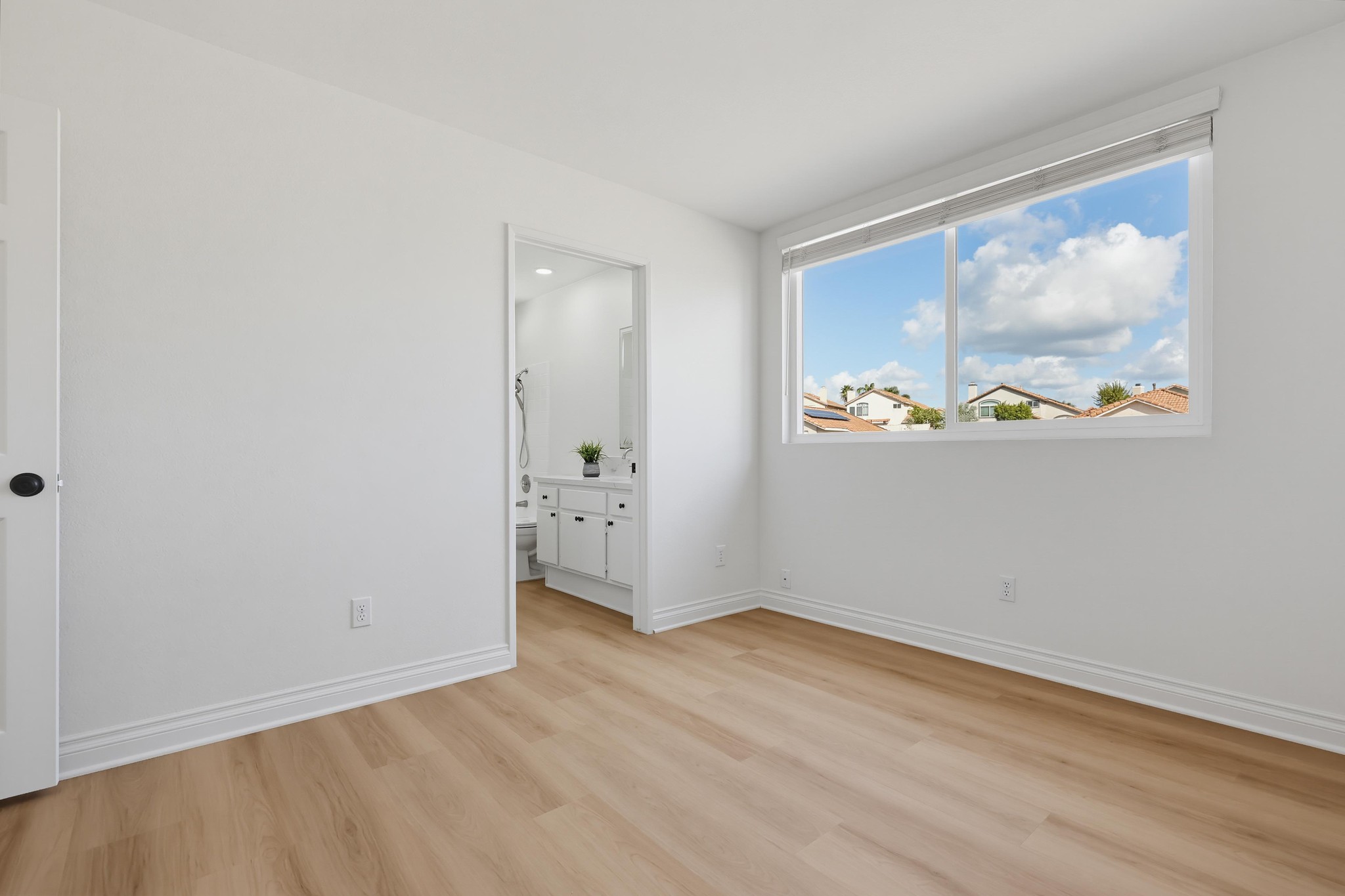 Virtual tour photo 49 of 83 for 7753 Roan Rd