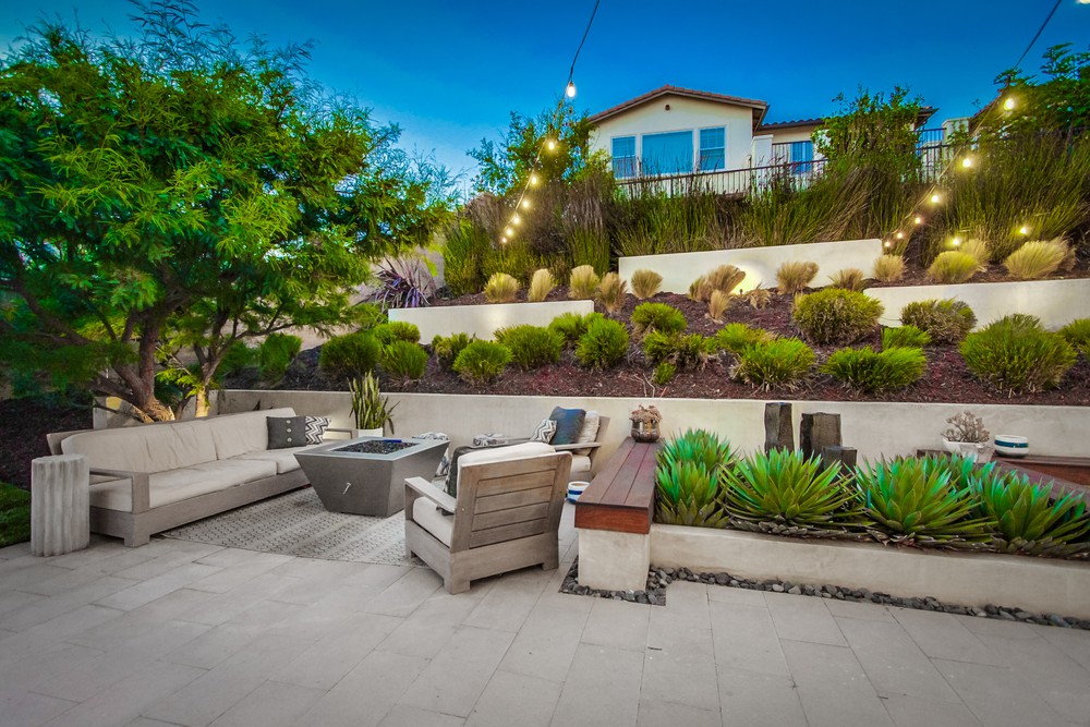 Virtual tour photo 13 of 100 for 7756 Carol Glen Ct