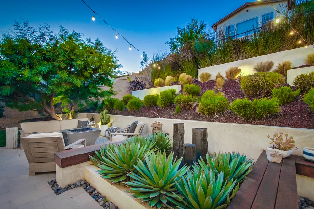Virtual tour photo 16 of 100 for 7756 Carol Glen Ct