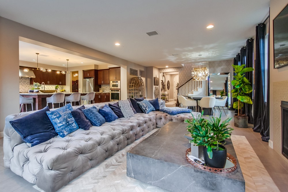 Virtual tour photo 31 of 100 for 7756 Carol Glen Ct