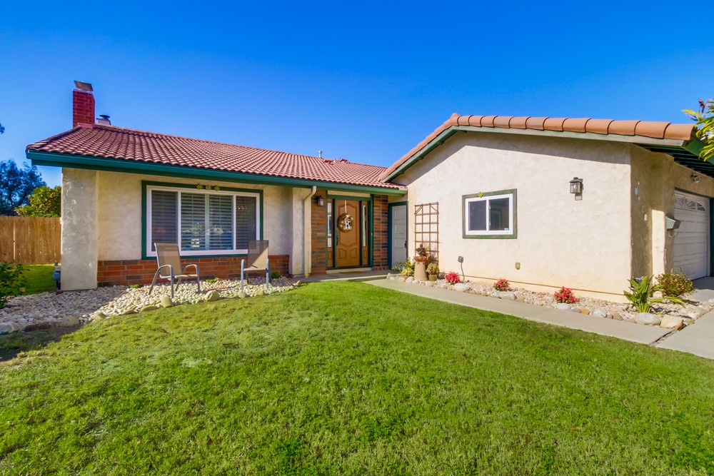Virtual tour photo 7 of 63 for 7760Hillandale Dr  San Diego