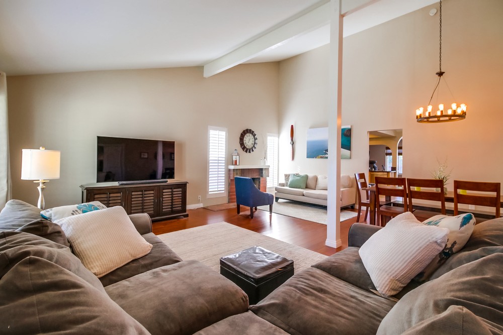 Virtual tour photo 13 of 63 for 7760Hillandale Dr  San Diego