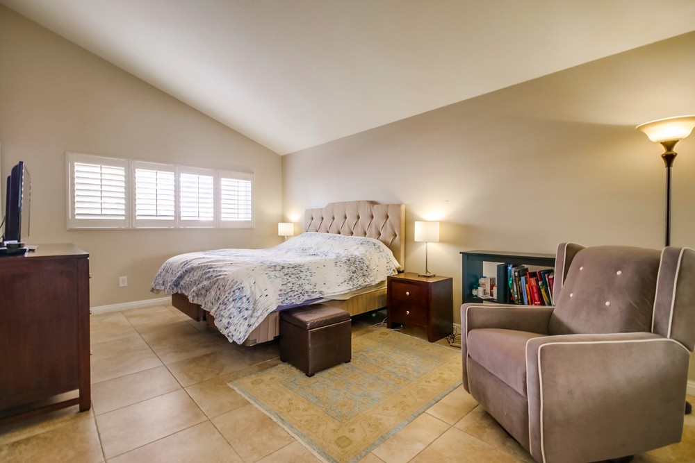 Virtual tour photo 30 of 63 for 7760Hillandale Dr  San Diego