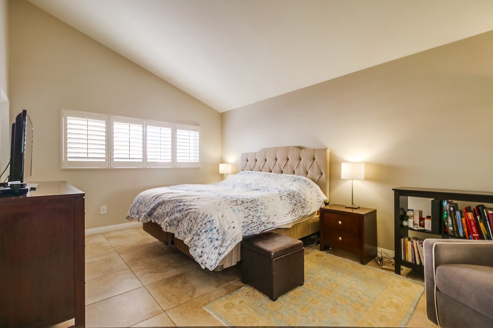 Virtual tour photo 31 of 63 for 7760Hillandale Dr  San Diego