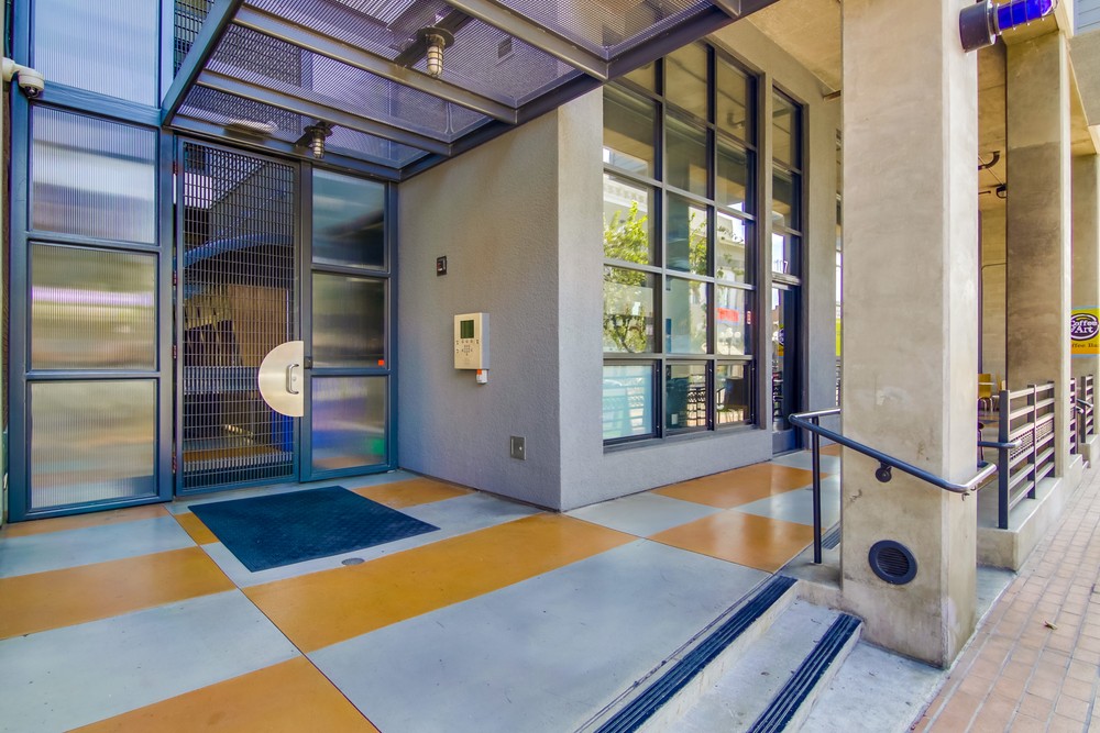 Virtual tour photo 4 of 30 for 777 6th Avenue #404