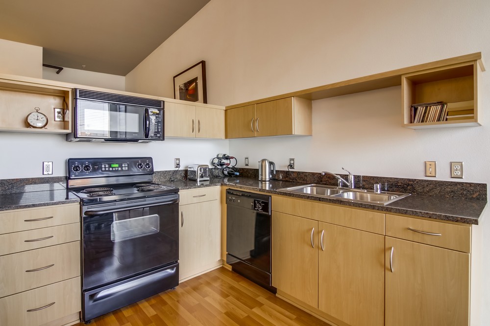Virtual tour photo 16 of 30 for 777 6th Avenue #404