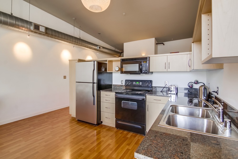 Virtual tour photo 18 of 30 for 777 6th Avenue #404