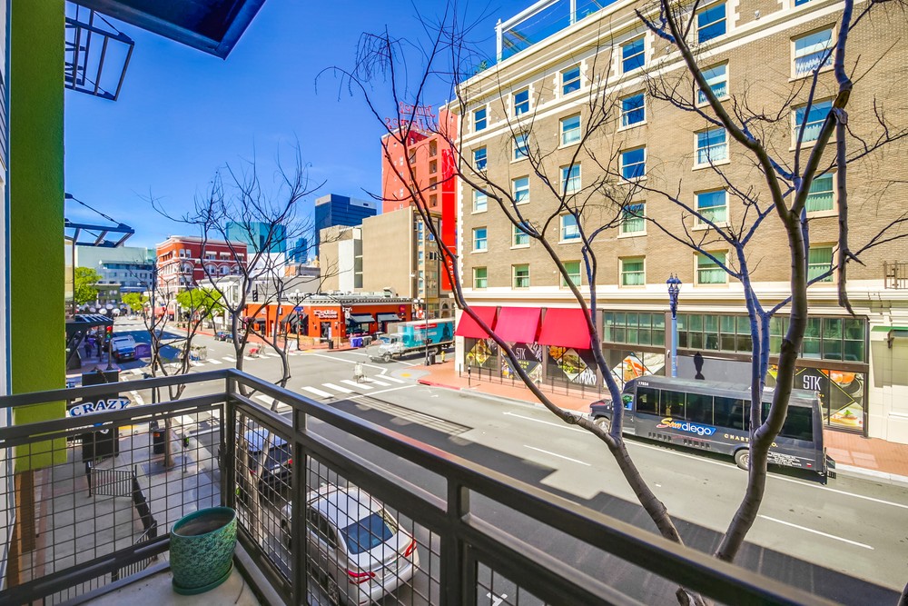 Virtual tour photo 16 of 41 for 777 Sixth Ave #223