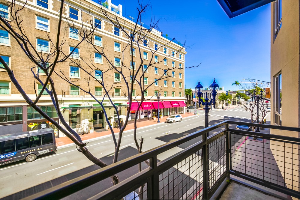 Virtual tour photo 18 of 41 for 777 Sixth Ave #223