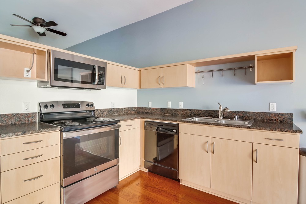 Virtual tour photo 22 of 32 for 777 Sixth Ave UNIT 207