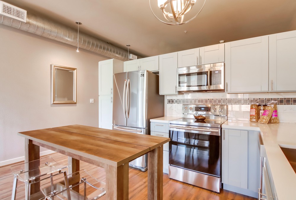 Virtual tour photo 17 of 32 for 777 Sixth Ave