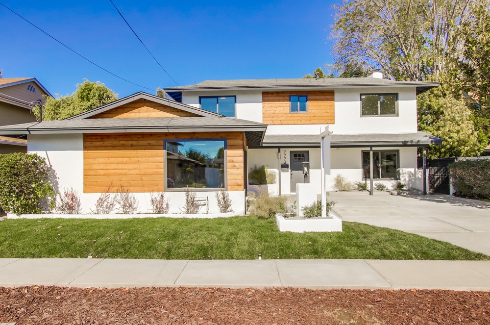 Virtual tour photo 4 of 61 for 7772 Cedar Lake Ave
