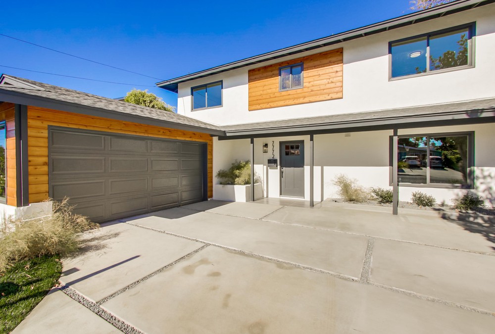 Virtual tour photo 5 of 61 for 7772 Cedar Lake Ave