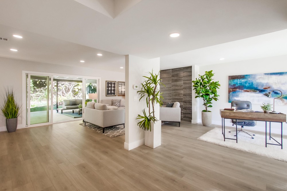 Virtual tour photo 7 of 61 for 7772 Cedar Lake Ave
