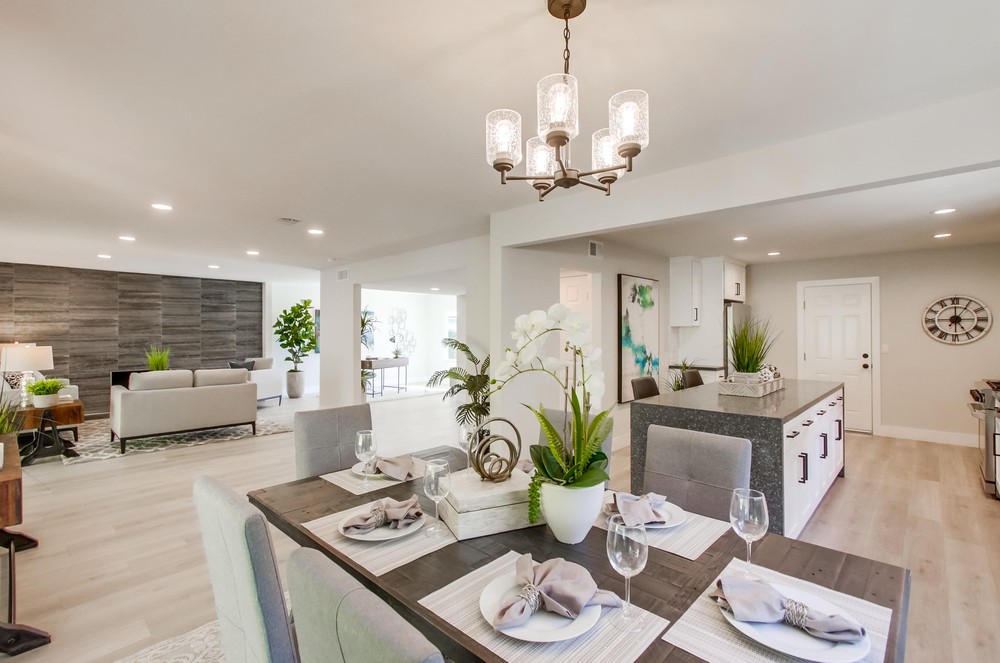 Virtual tour photo 17 of 61 for 7772 Cedar Lake Ave
