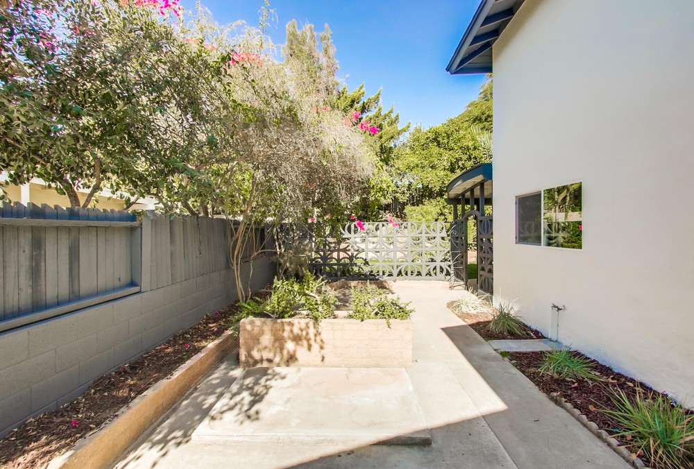 Virtual tour photo 56 of 61 for 7772 Cedar Lake Ave