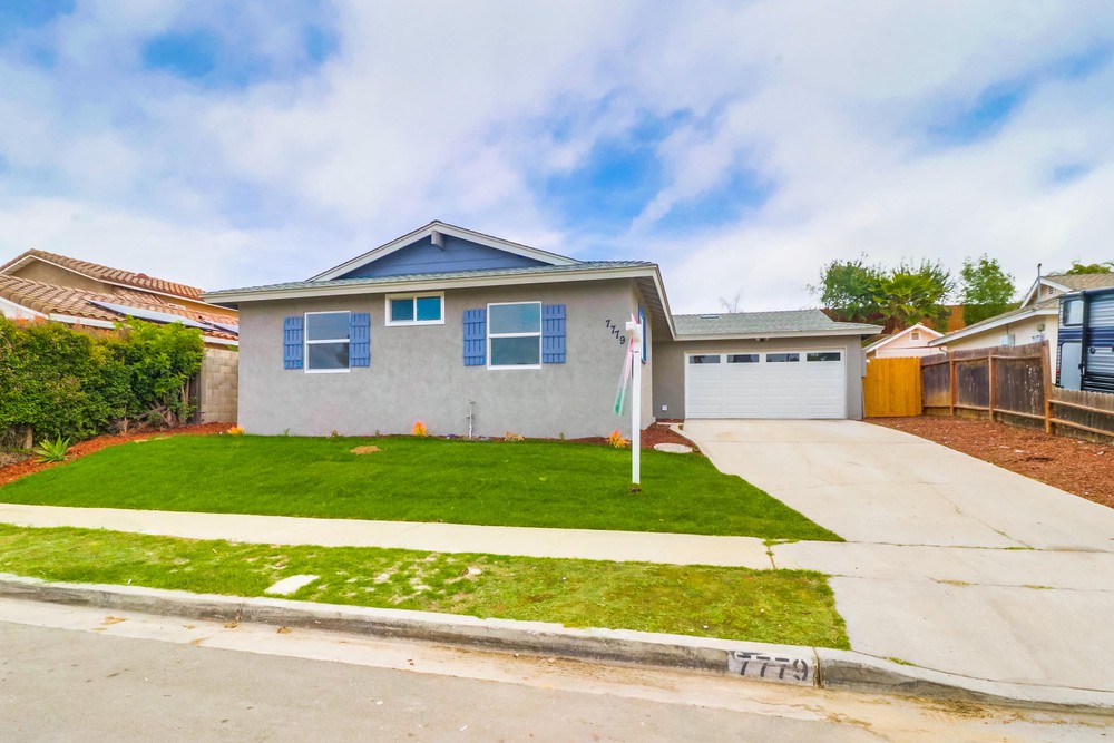 Virtual tour photo 5 of 40 for 7779 Shadyglade Ln