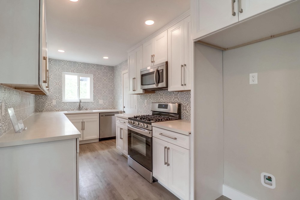 Virtual tour photo 13 of 40 for 7779 Shadyglade Ln
