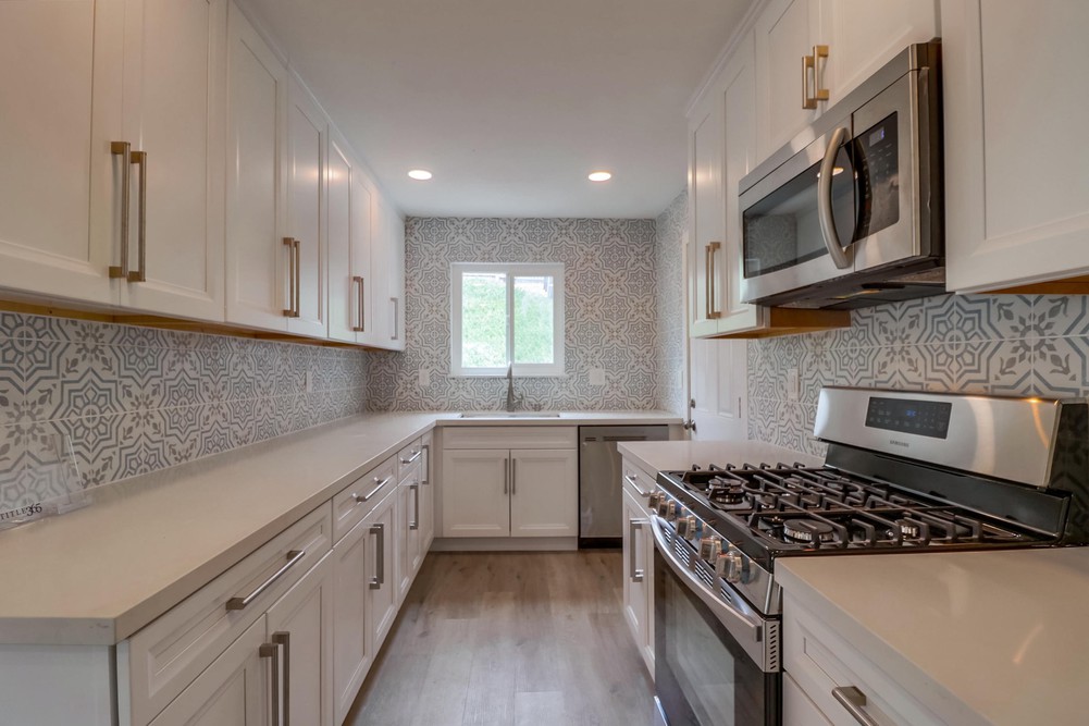 Virtual tour photo 15 of 40 for 7779 Shadyglade Ln