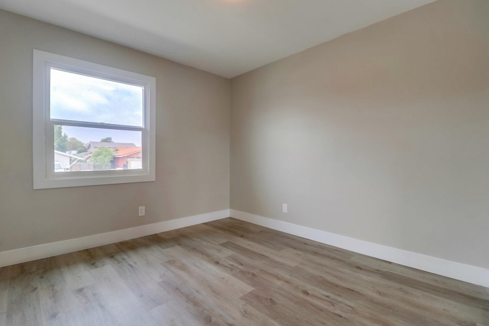 Virtual tour photo 26 of 40 for 7779 Shadyglade Ln