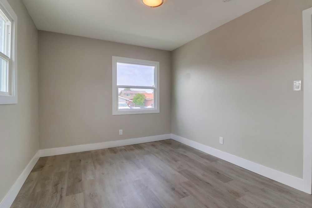 Virtual tour photo 30 of 40 for 7779 Shadyglade Ln