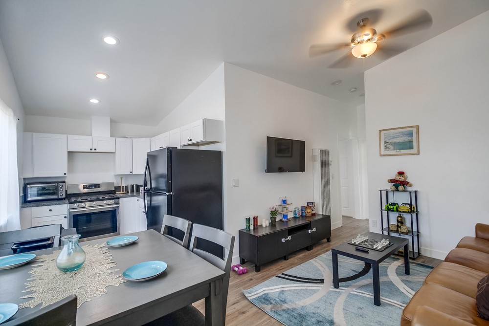 Virtual tour photo 9 of 38 for 780 71st St